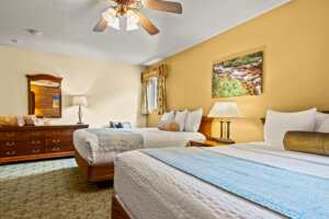 Box Canyon Lodge & Hot Springs large suite with double queen sized beds