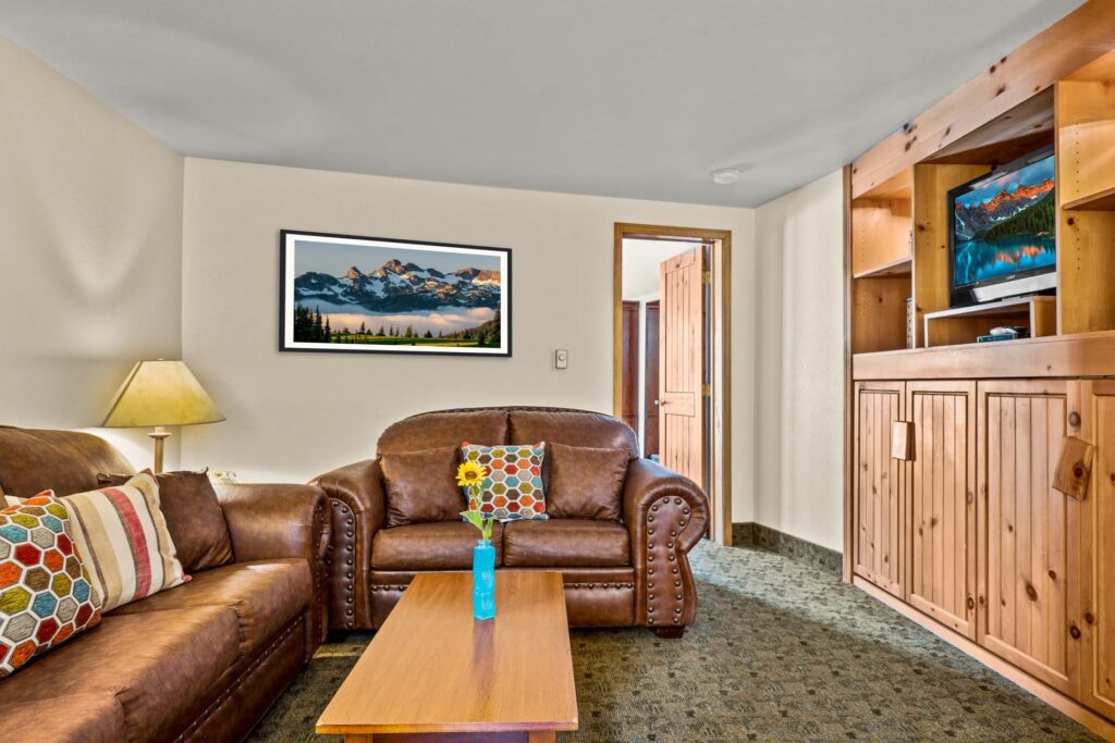 Red Mountain King Suite